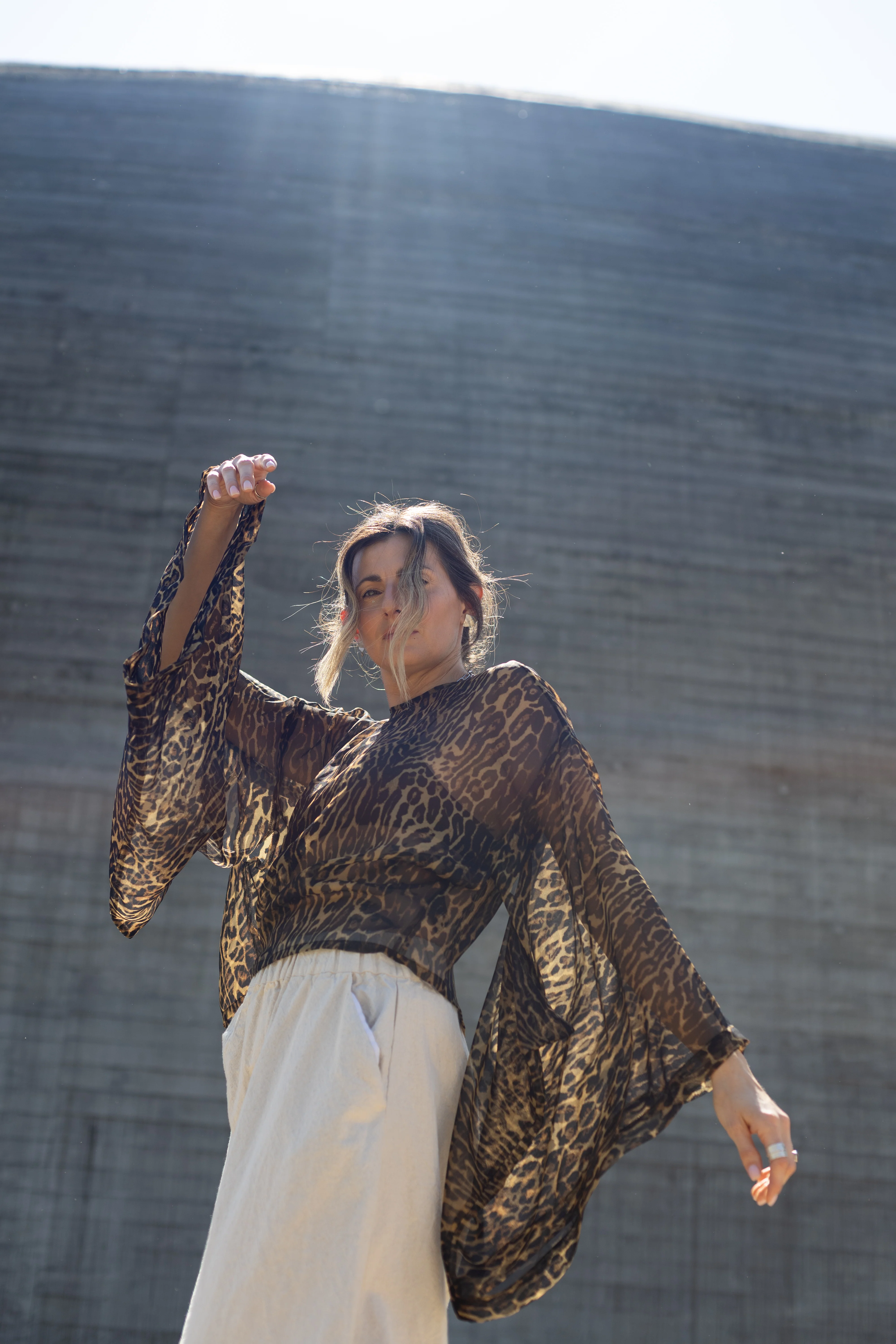 Bluzka Sho Wild - Image 6