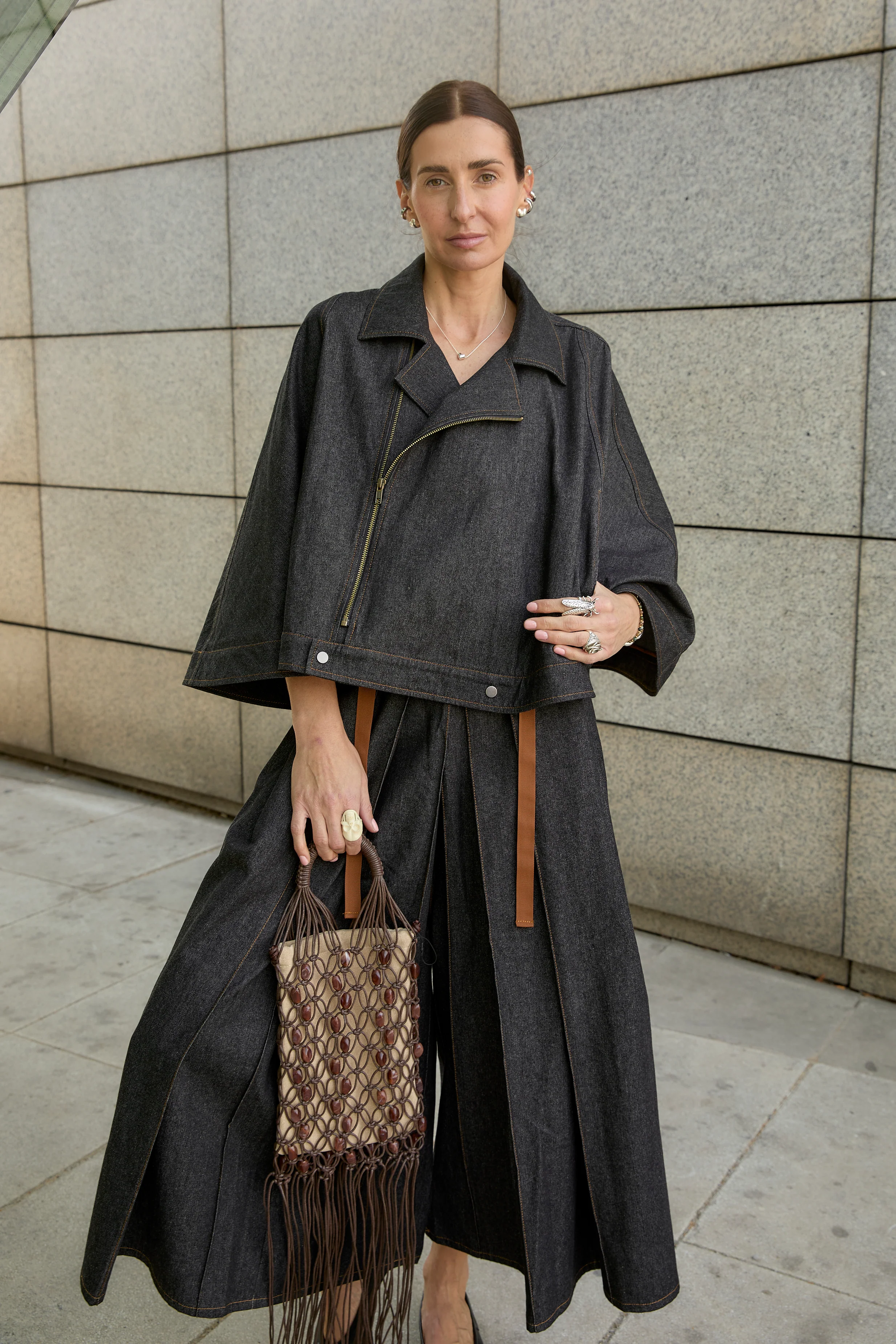 Hakama Jeans Soft Black - Image 3