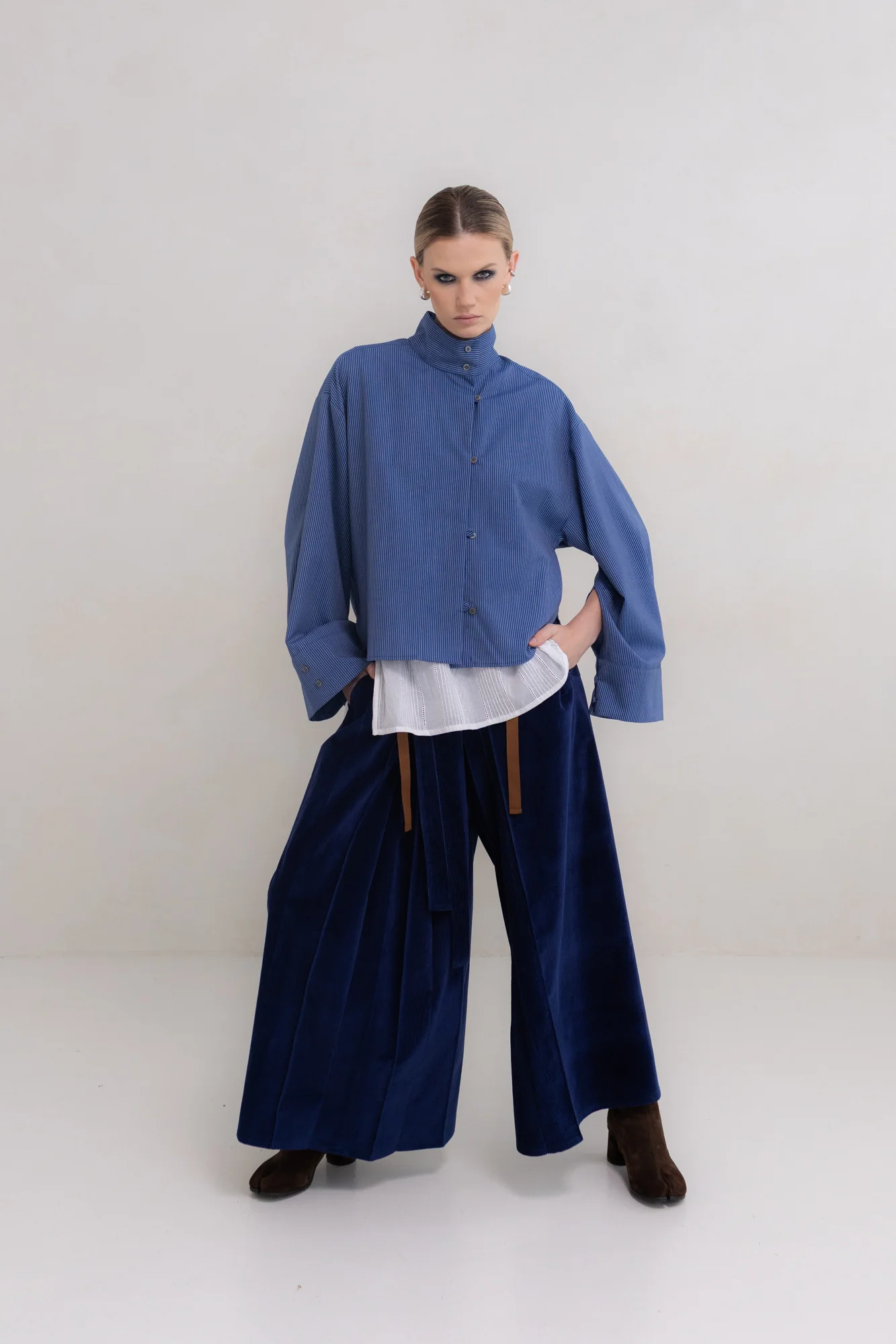 Hakama Long Royal Blue - Image 4