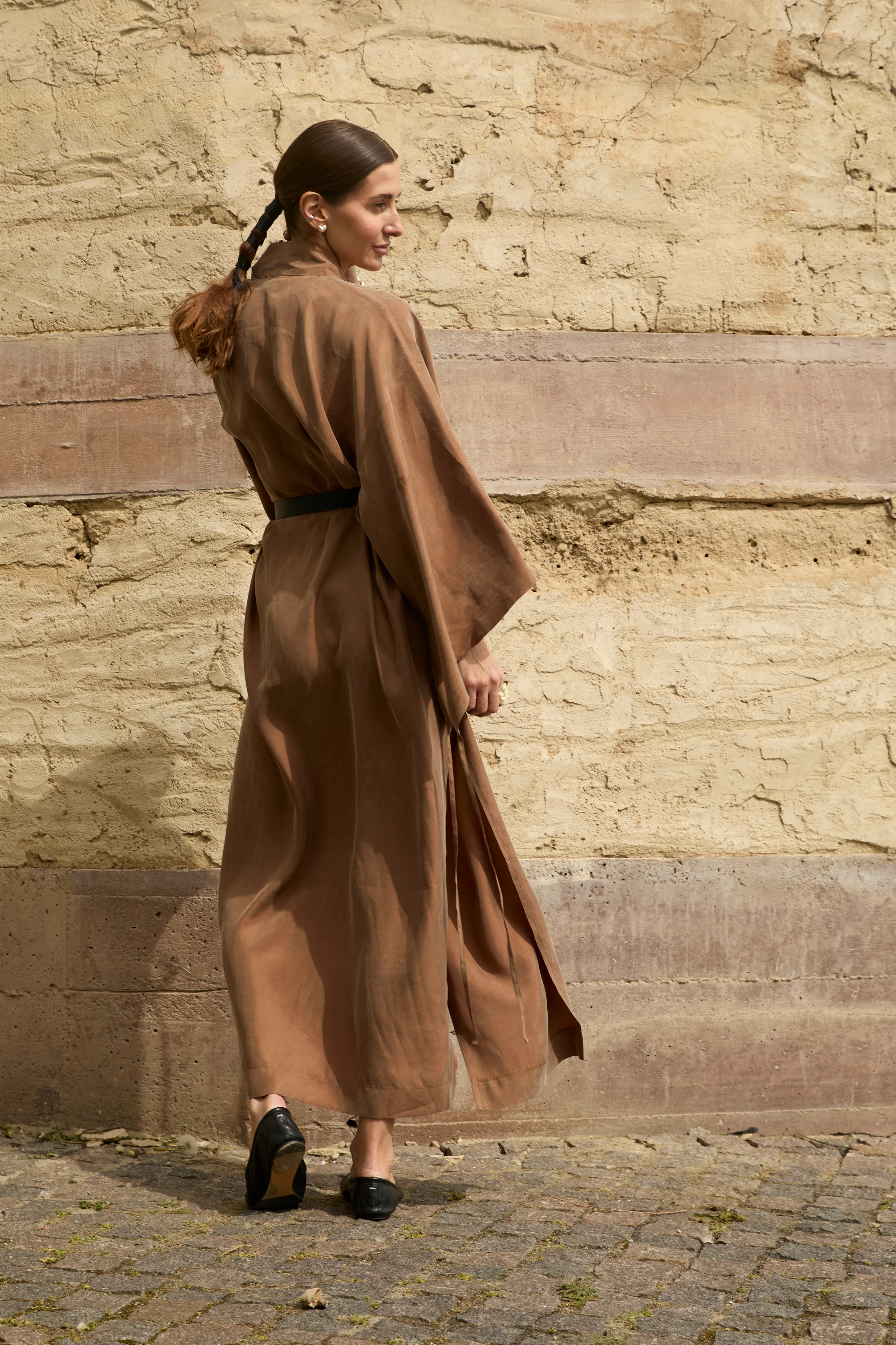 Kimono Dress Mocha Mousse - Image 4