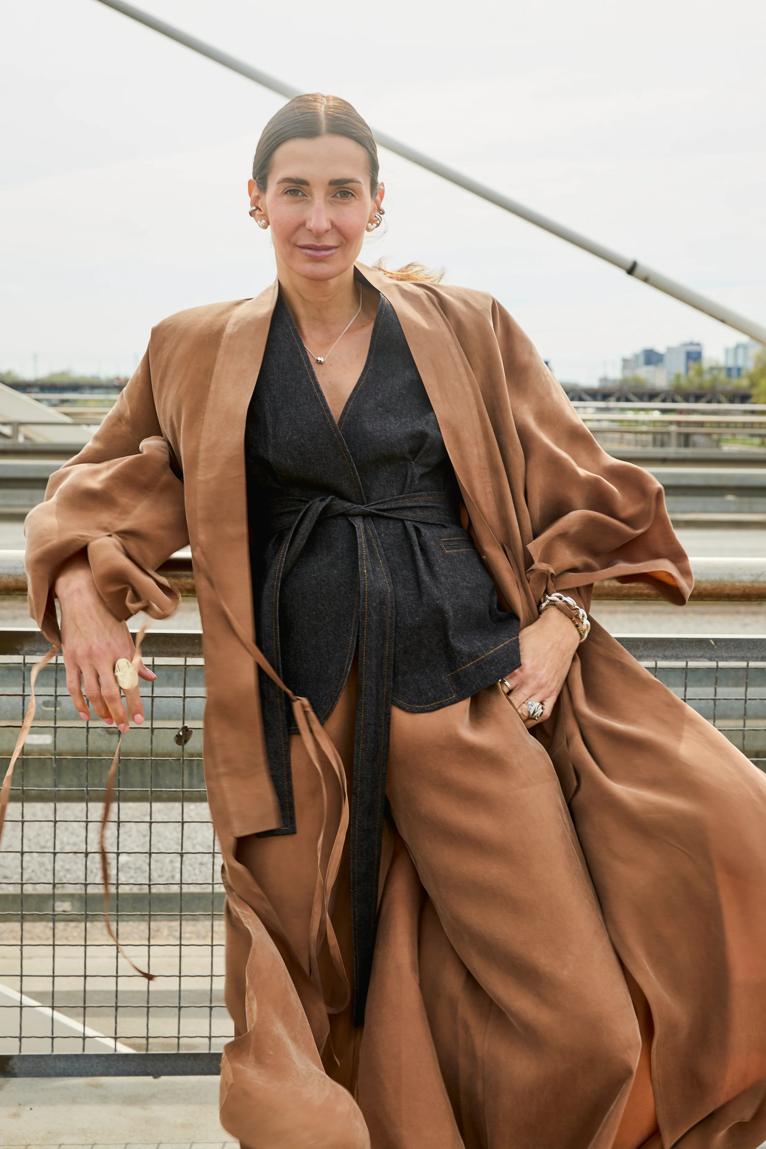 Kimono Dress Mocha Mousse - Image 6