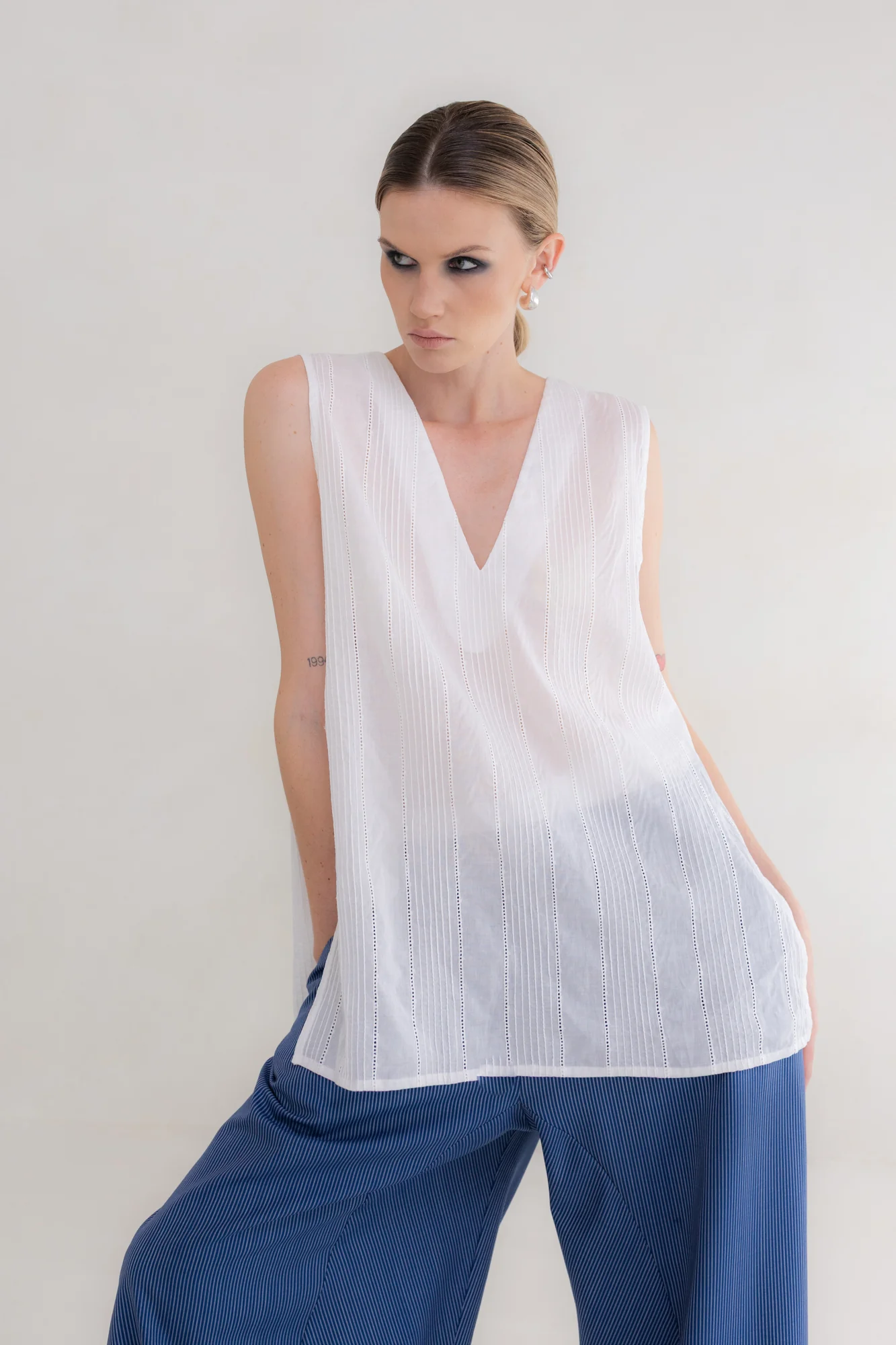 Top Simple White - Image 4