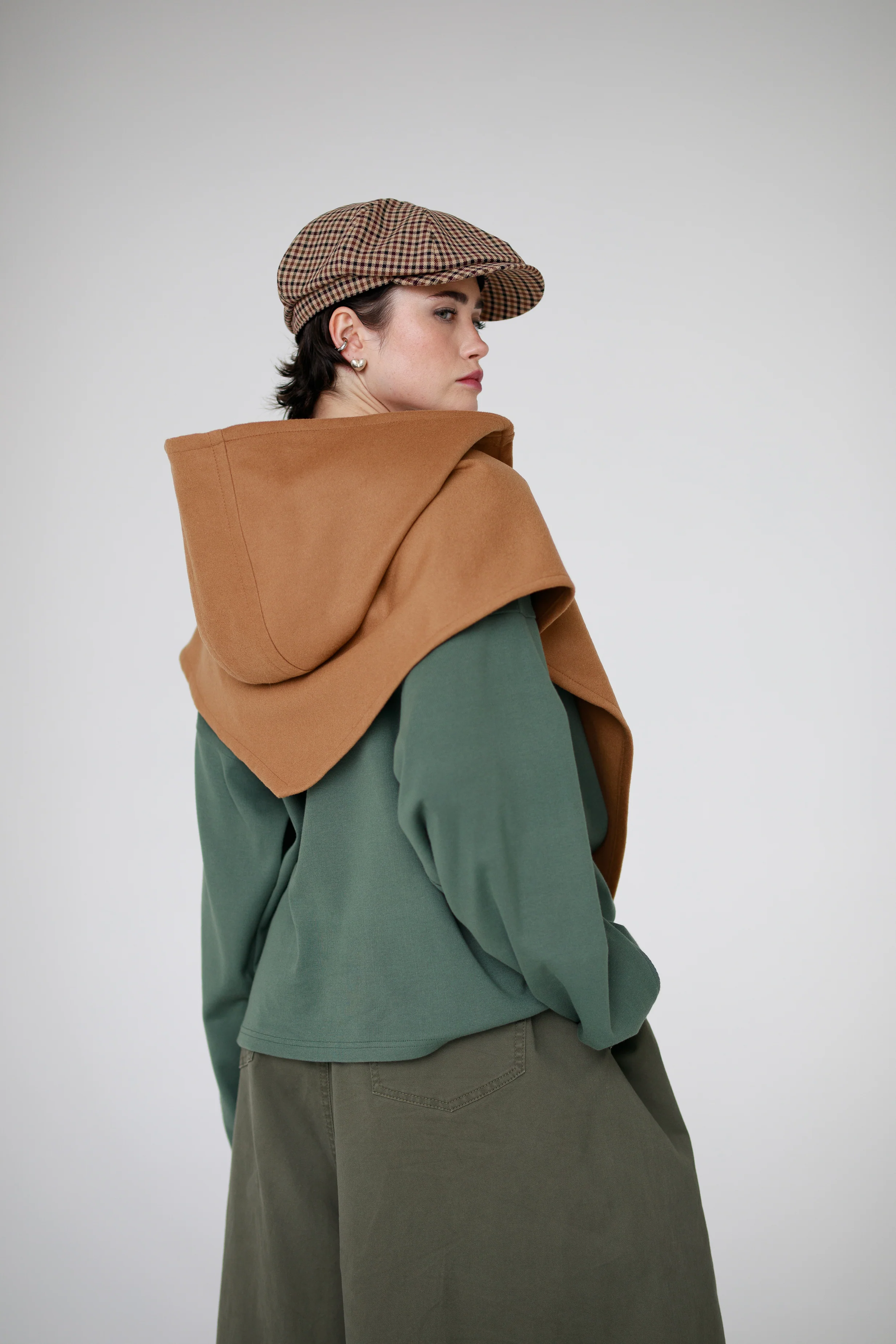 The Cowl Caramel - Image 4